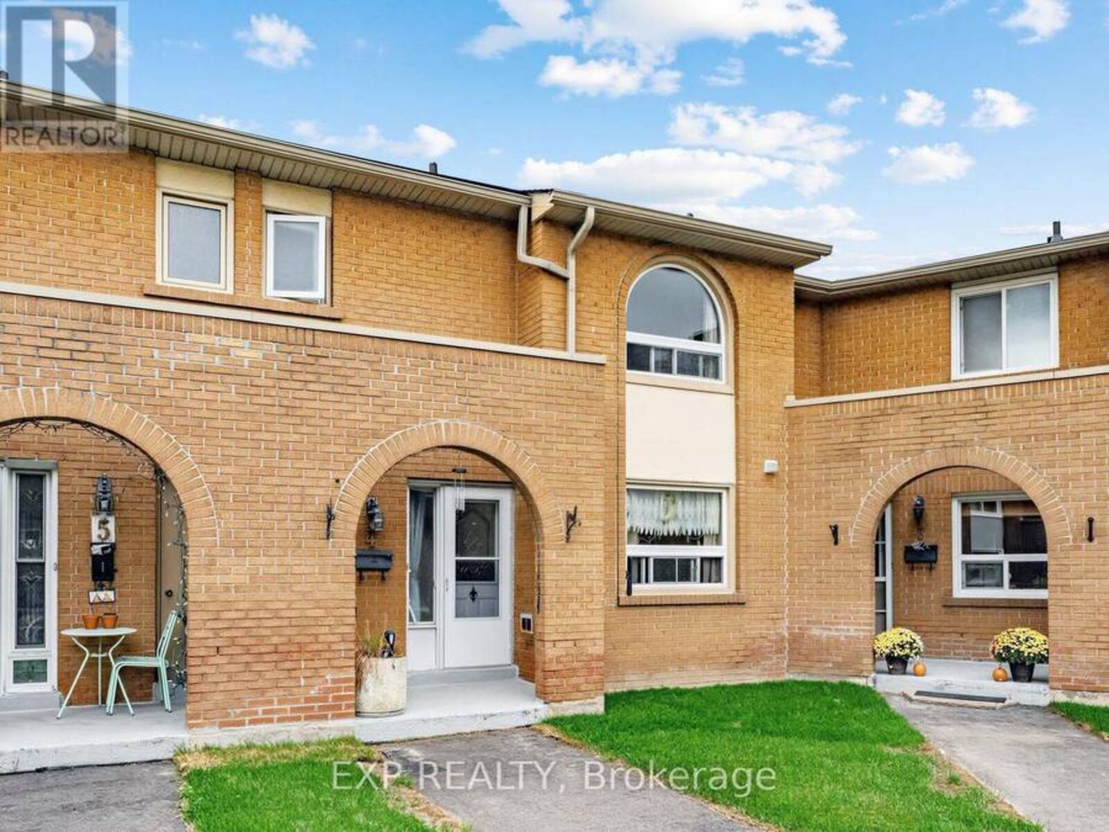 4 - 1180 MISSISSAUGA VALLEY BOULEVARD, Mississauga, Ontario L5A 3M9
