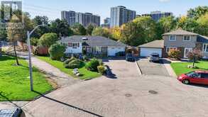 8 EASTON PLACE | Brampton Ontario | Slide Image Forty-six
