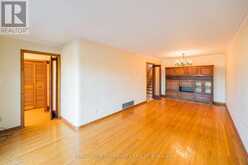 11 ANTHIA DRIVE | Toronto Ontario | Slide Image Five