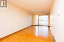 11 ANTHIA DRIVE | Toronto Ontario | Slide Image Eight
