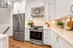 26 BISHOP STREET | Toronto Ontario | Slide Image Nine