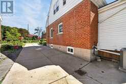 38 SINGLETON Road | Toronto Ontario | Slide Image Thirty-six