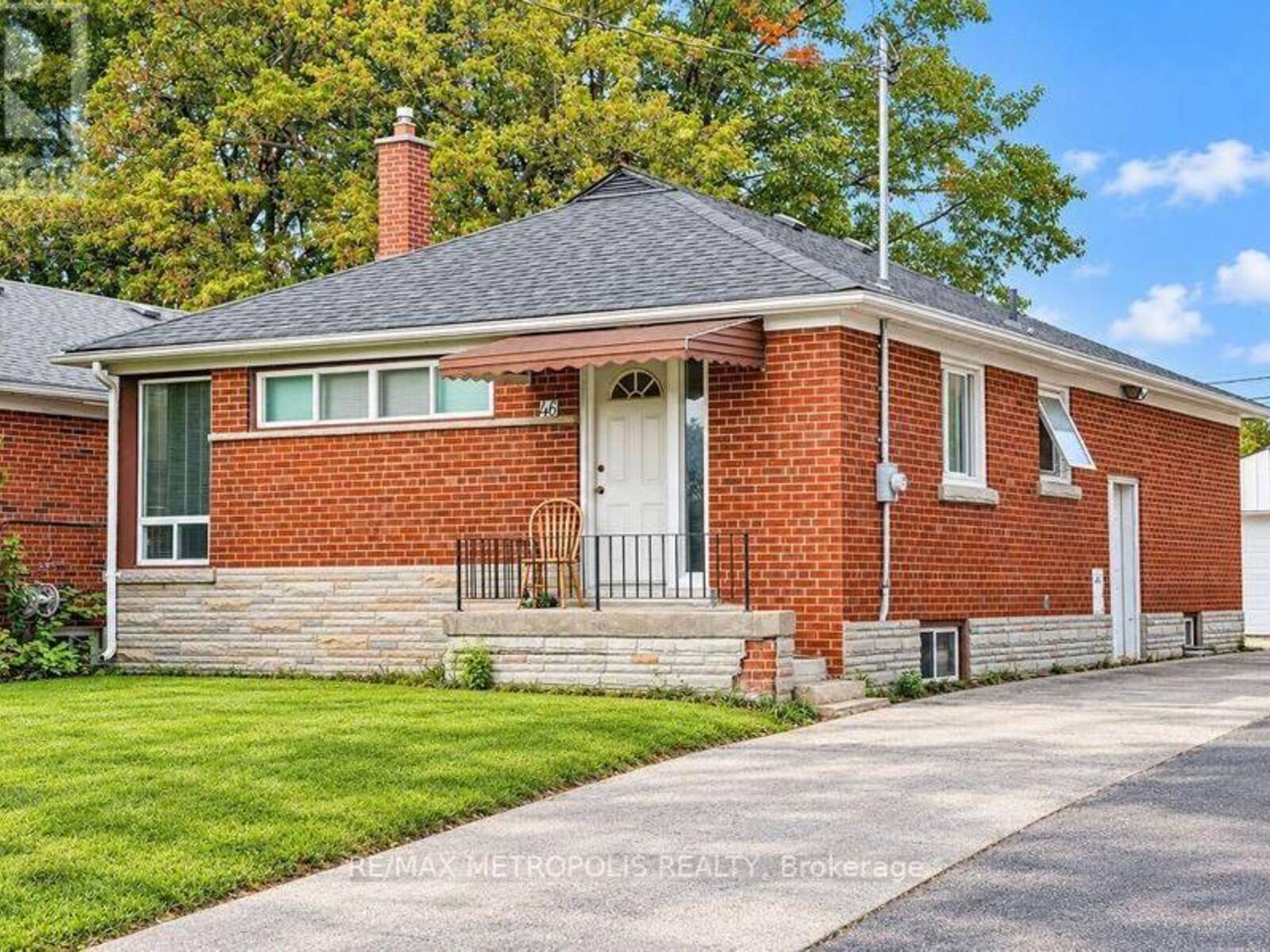46 MIRAMAR CRESCENT, Toronto, Ontario M1J 1R4