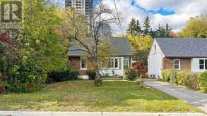 10 HIGHLAND PARK BOULEVARD | Markham Ontario | Slide Image One