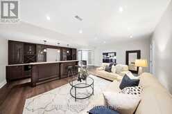 1098 LAKESHORE ROAD W | Oakville Ontario | Slide Image Thirty