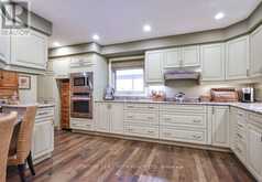 1029 & 1031 COWBELL LANE | Gravenhurst Ontario | Slide Image Twelve