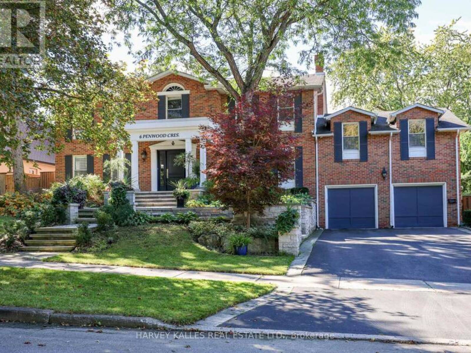 6 PENWOOD CRESCENT, Toronto, Ontario M3B 2B9