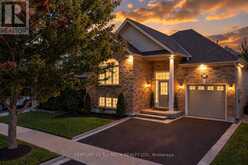 25 CRANBERRY LANE | Barrie Ontario | Slide Image Two