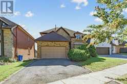 25 CYGNUS DRIVE | Richmond Hill Ontario | Slide Image Two