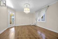 25 CYGNUS DRIVE | Richmond Hill Ontario | Slide Image Eleven