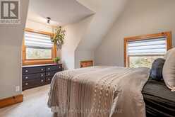 17 BRIDLE PATH | Oro-Medonte Ontario | Slide Image Seventeen