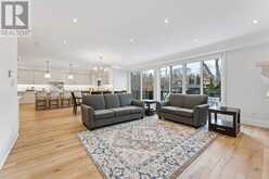 7 RANWOOD DRIVE | Toronto Ontario | Slide Image Seven