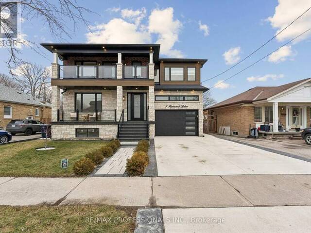 7 RANWOOD DRIVE Toronto Ontario, M9N 3E8 - 6 Bedrooms Home For Sale