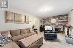 8 FIRST PRIVATE ROAD | Hamilton Ontario | Slide Image Twenty