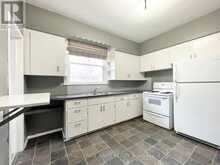 128 GENEVA STREET | St. Catharines Ontario | Slide Image Ten