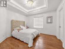 223 BYNG AVENUE | Toronto Ontario | Slide Image Thirteen