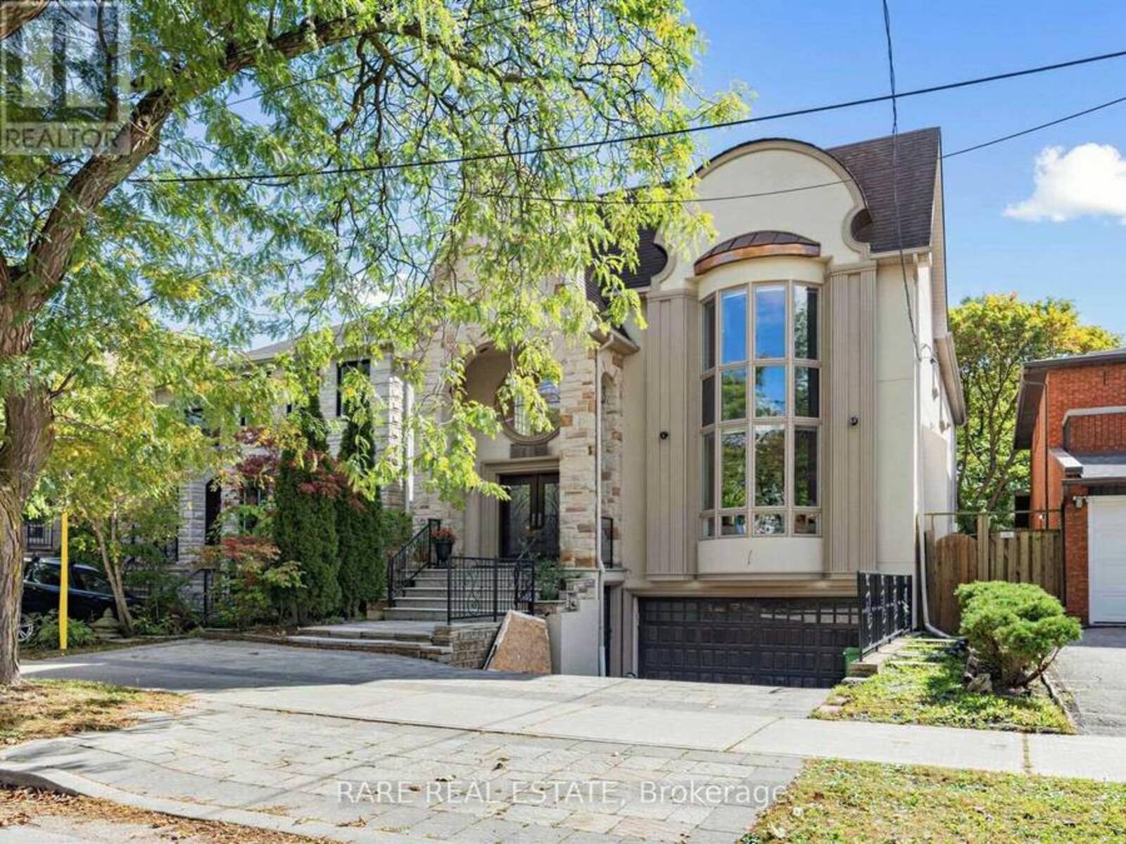 223 BYNG AVENUE, Toronto, Ontario M2N 4L2