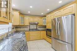 21 MCQUAID COURT | East Gwillimbury Ontario | Slide Image Twenty