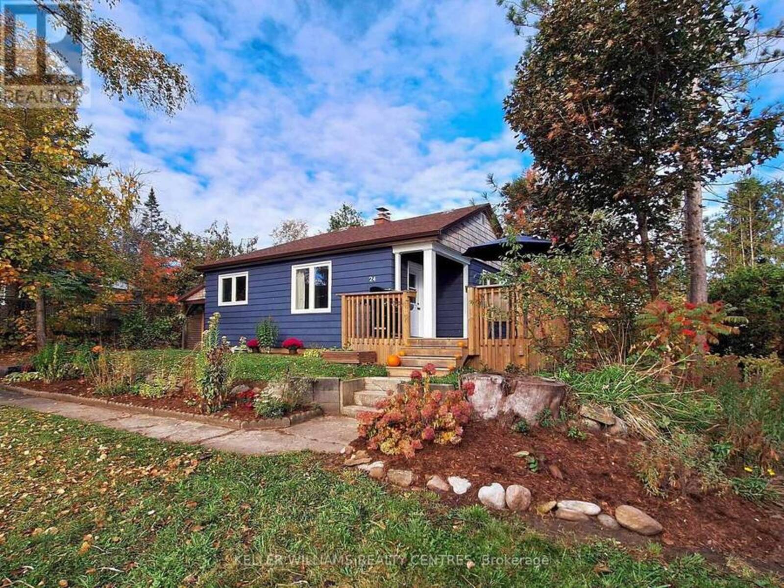 24 GOLDIE DRIVE, Orillia, Ontario L3V 2M8