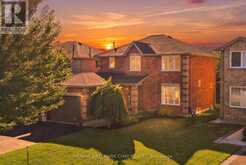 17 SHERWOOD COURT | Barrie Ontario | Slide Image One