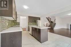 9218 WHITE OAK AVENUE N | Niagara Falls Ontario | Slide Image Eighteen