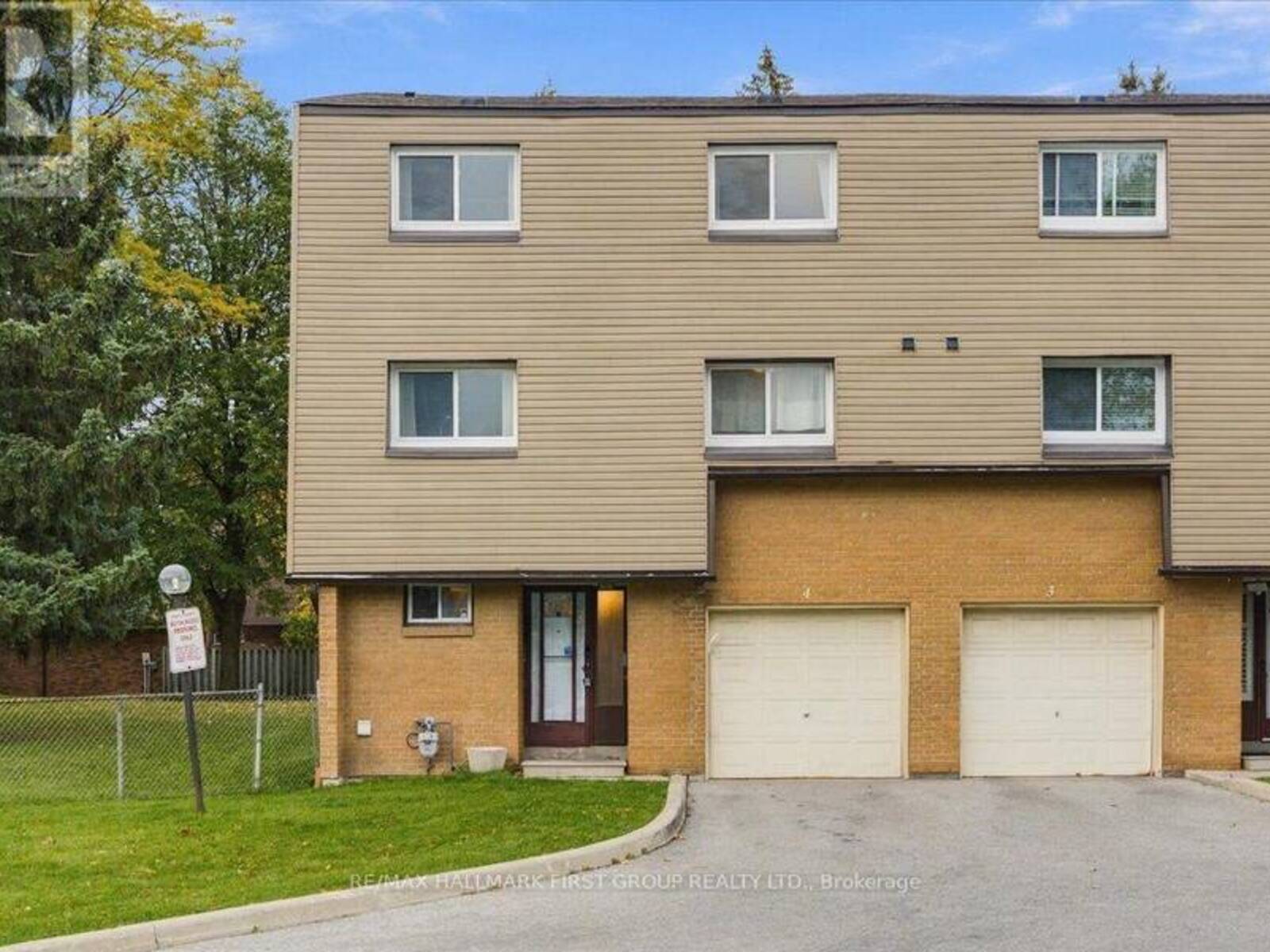 4 - 1415 FIELDLIGHT BOULEVARD, Pickering, Ontario L1V 2S3