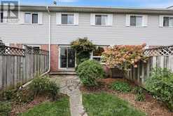 56 OAKRIDGE COURT | East Gwillimbury Ontario | Slide Image Thirty-eight