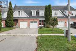 56 OAKRIDGE COURT | East Gwillimbury Ontario | Slide Image Three