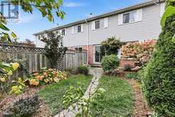 56 OAKRIDGE COURT | East Gwillimbury Ontario | Slide Image Forty