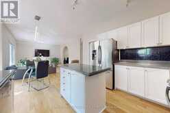 63 BAYNARDS LANE | Richmond Hill Ontario | Slide Image Eleven