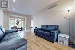 63 BAYNARDS LANE | Richmond Hill Ontario | Slide Image Six