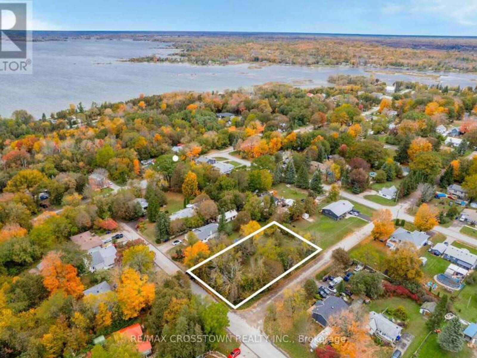 150 AMANDA STREET, Waubaushene, Ontario L0K 2C0
