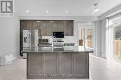 3303 JACOB WAY | Oakville Ontario | Slide Image Thirteen