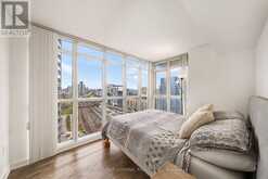 2012 - 15 ICEBOAT TERRACE | Toronto Ontario | Slide Image Sixteen