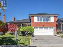 32 SUMMITCREST DRIVE | Toronto Ontario | Slide Image One