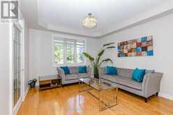 1058 AGRAM DRIVE | Oakville Ontario | Slide Image Nine
