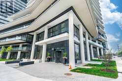 2510 - 38 ANNIE CRAIG DRIVE | Toronto Ontario | Slide Image Three