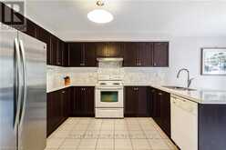 106 MOORE CRESCENT | Ancaster Ontario | Slide Image Thirteen