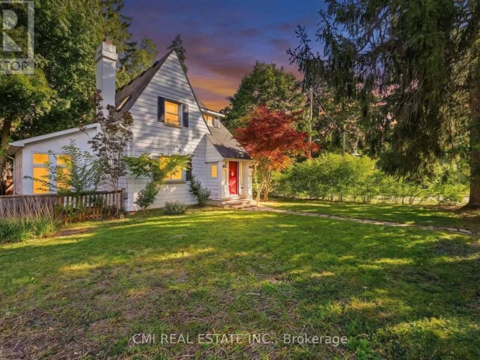 132 BASE LINE ROAD E, London, Ontario N6C 2N8