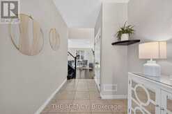 2231 BUROAK DRIVE | London Ontario | Slide Image Eight