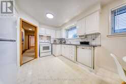 32 BROMTON DRIVE | Toronto Ontario | Slide Image Thirteen