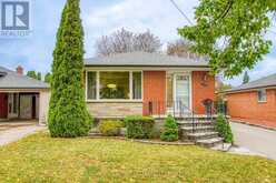 32 BROMTON DRIVE | Toronto Ontario | Slide Image Three