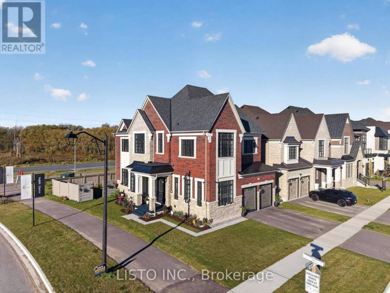 2 HEART LAKE CIRCLE N, King, Ontario L7B 0T1