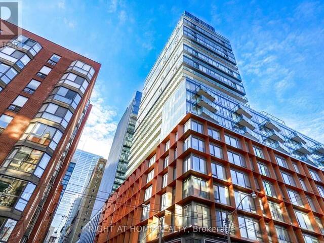 1407 - 60 COLBORNE STREET Toronto Ontario, M5E 0B7 - 1 Bedroom Condo For Sale