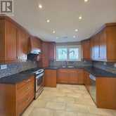 42 FRED VALLEY DRIVE | Markham Ontario | Slide Image Eight