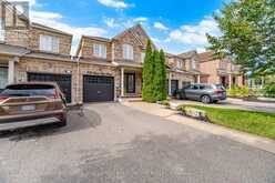 169 VENICE GATE DRIVE | Vaughan Ontario | Slide Image Four