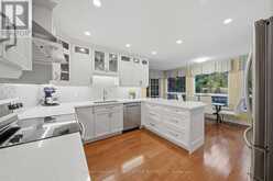38 LANEWOOD DRIVE | Aurora Ontario | Slide Image Nine
