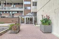 247C - 2 VALHALLA INN ROAD | Toronto Ontario | Slide Image Four