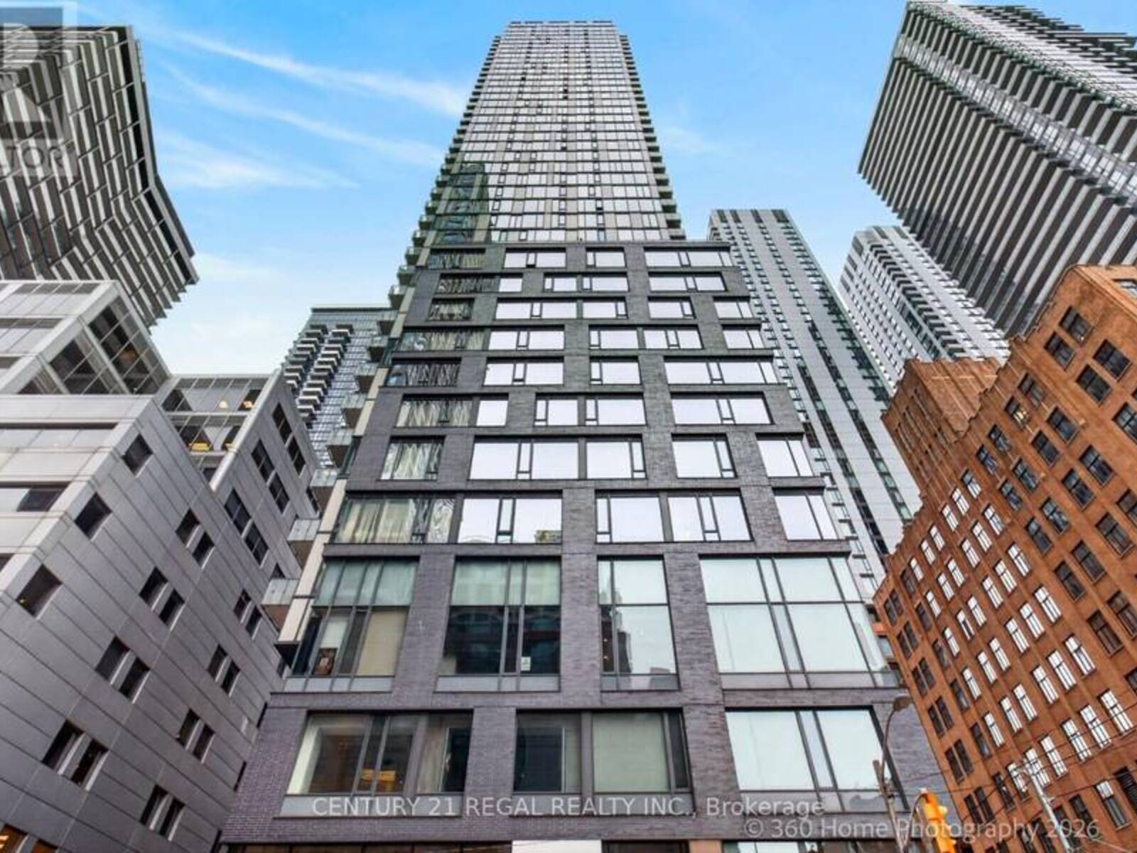 2011 - 101 PETER STREET, Toronto, Ontario M5V 0G6
