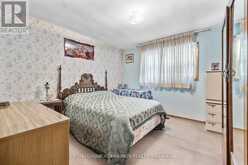 221 ELGIN MILLS ROAD W | Richmond Hill Ontario | Slide Image Twelve